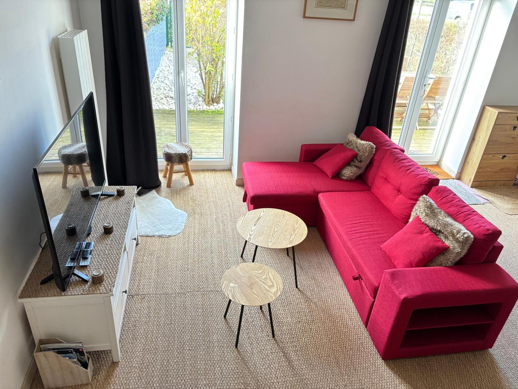 Les Douves Duplex 5 Personnes Lumineux Avec Jardin Et Terrasse Amenagee , Vue Sur Chateau A 5Mn De La Mer, Proche Omaha Beach Et Bayeux Commes Luaran gambar