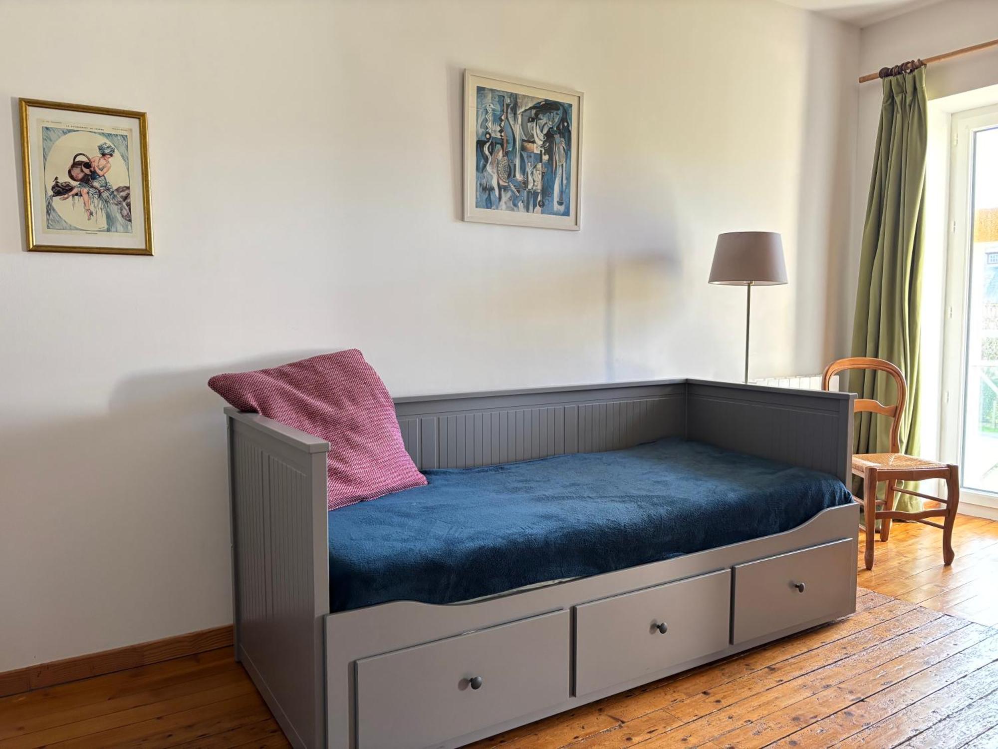 Les Douves Duplex 5 Personnes Lumineux Avec Jardin Et Terrasse Amenagee , Vue Sur Chateau A 5Mn De La Mer, Proche Omaha Beach Et Bayeux Commes Luaran gambar
