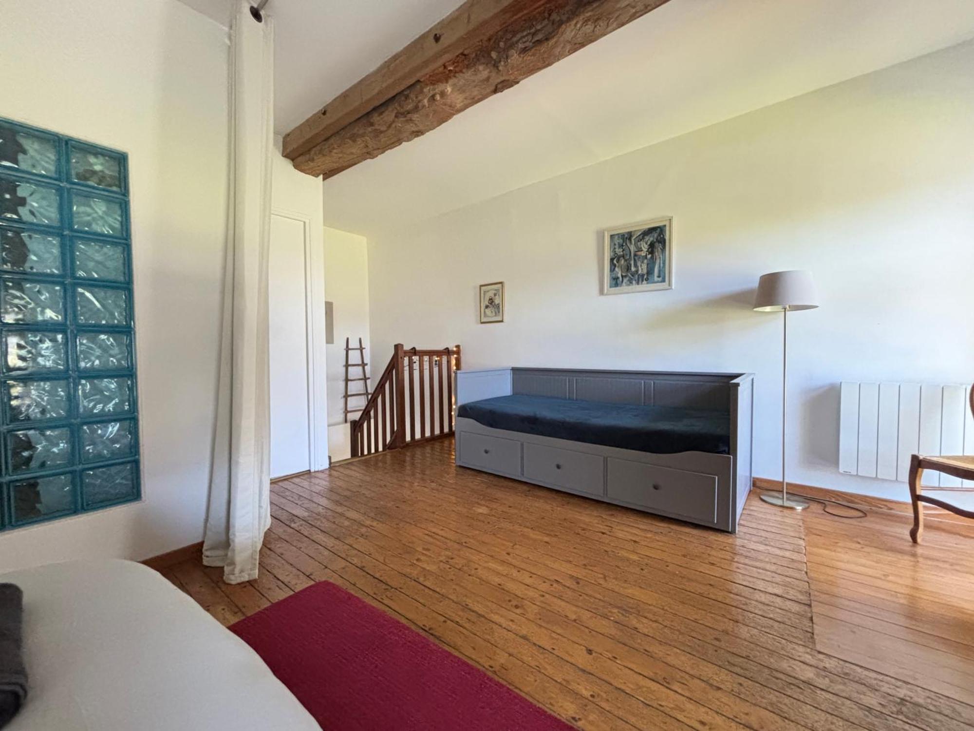 Les Douves Duplex 5 Personnes Lumineux Avec Jardin Et Terrasse Amenagee , Vue Sur Chateau A 5Mn De La Mer, Proche Omaha Beach Et Bayeux Commes Luaran gambar